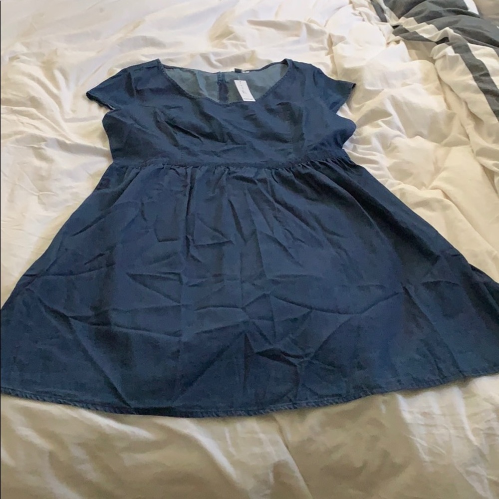 NWT old navy cap sleeve chambray dress